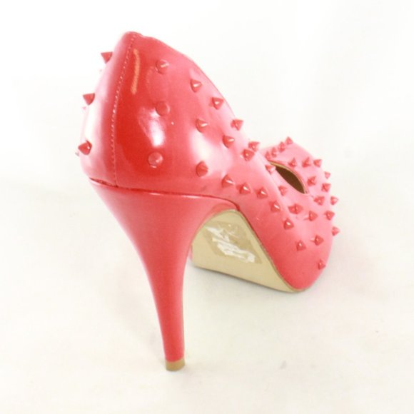 SHOE DAZZLE Studded Red Pump Heels Like New - Picture 6 of 8